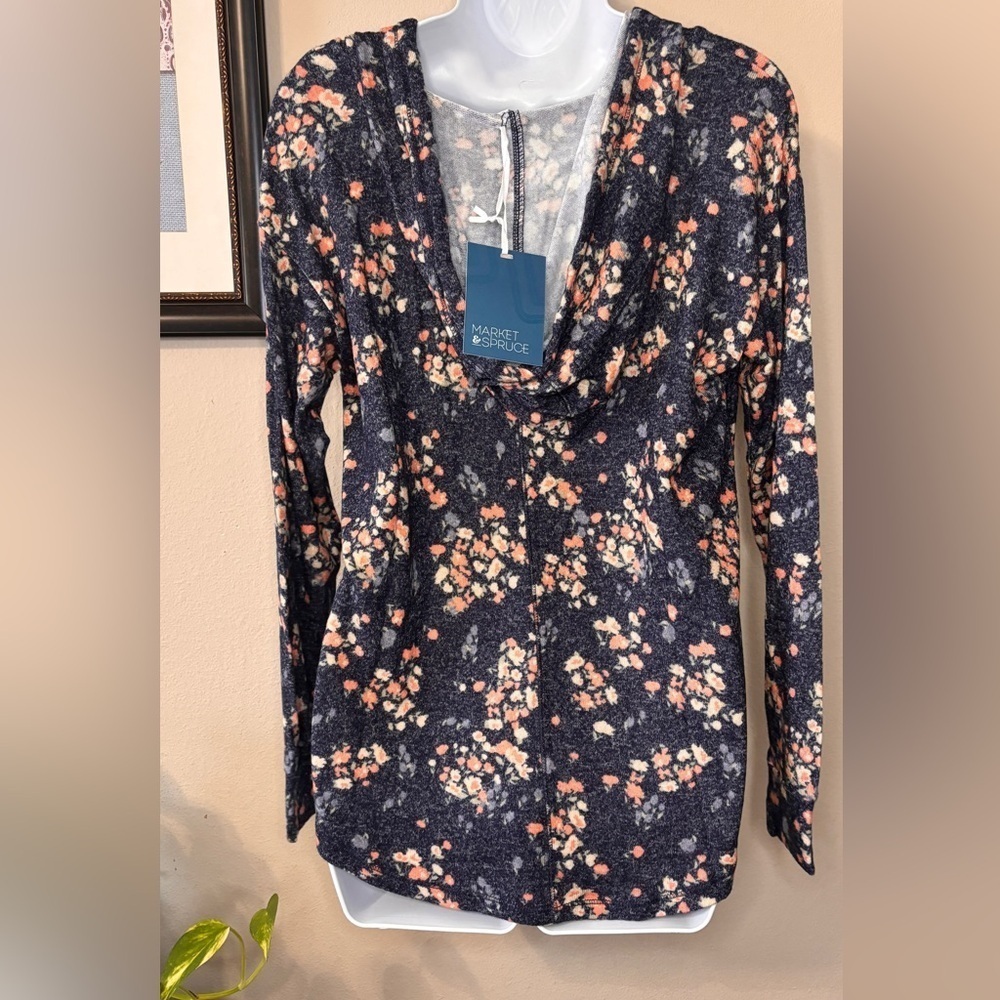 Floral Navy Women's Top - Picture 3 of 11